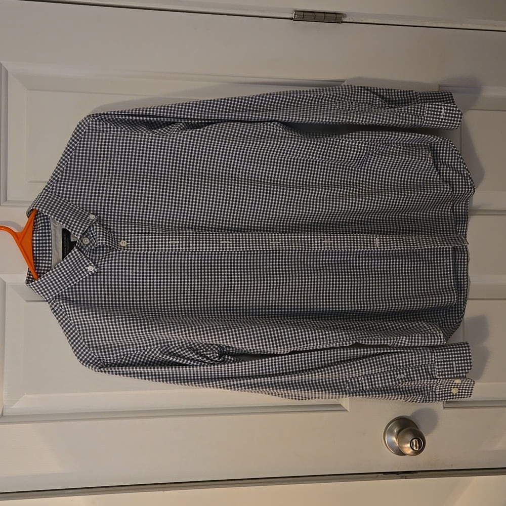 Men's Sz  S Banana Republic Grey white Blue Check Lightweight Button Down.